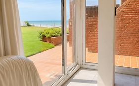 Despertá frente al mar! Loft con bajada privada!